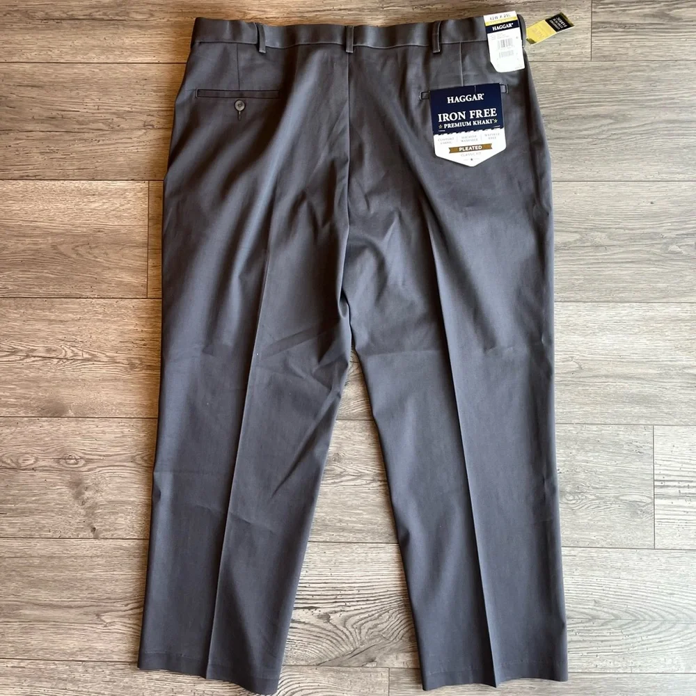 Haggar Men’s Pleated Classic Fit Dress Pant Slacks Comfort Waistband Gray 42x29